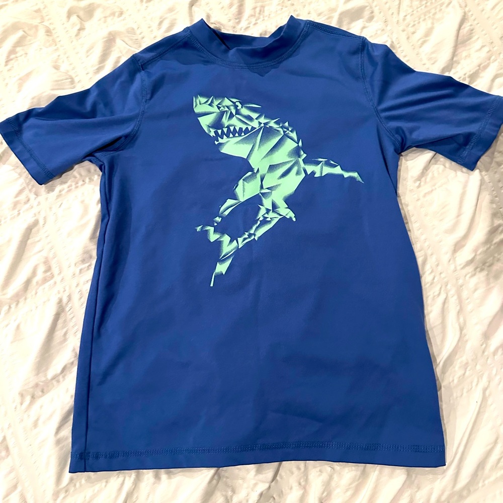 Boys swim shirt size large 10-12